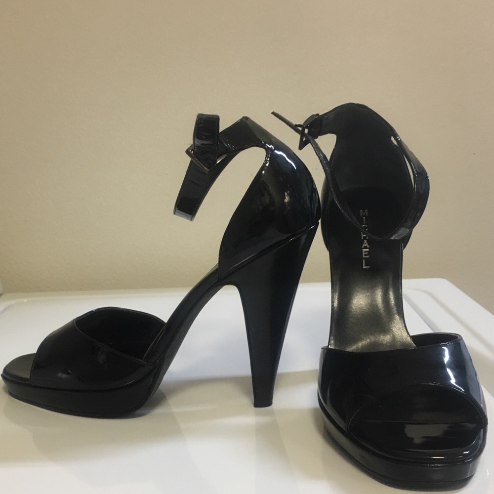 Micheal heel shoes